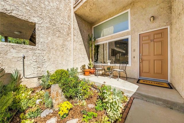 23401 Park Sorrento 55, Calabasas, CA 91302