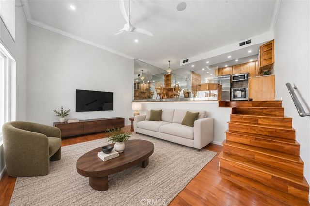 23401 Park Sorrento 55, Calabasas, CA 91302