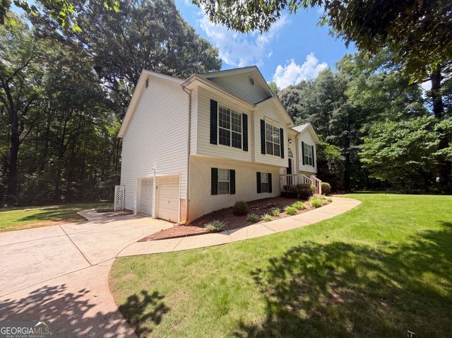 245 Mary Lynn Lane, Newnan, GA 30265