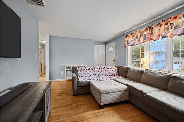 12 Valley View Drive, Smithfield, RI 02828