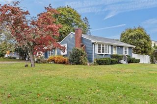 12 Valley View Drive, Smithfield, RI 02828