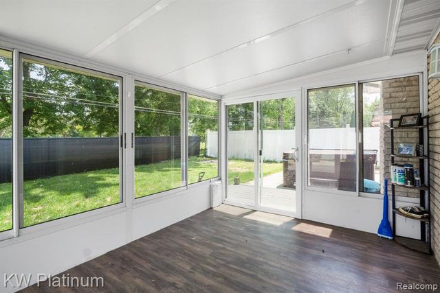 34126 Dryden Drive, Sterling Heights, MI 48312