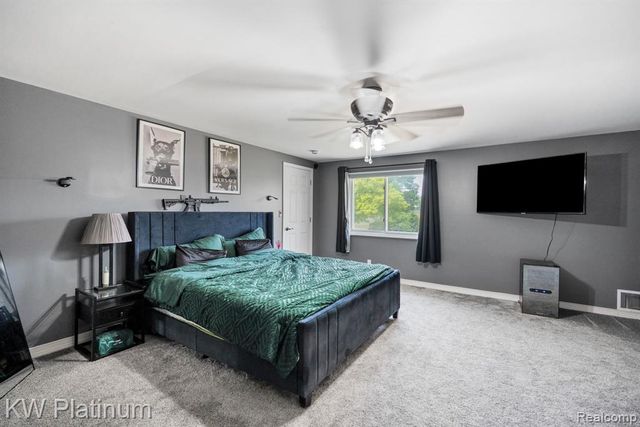 34126 Dryden Drive, Sterling Heights, MI 48312