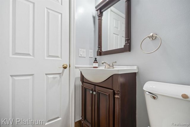 34126 Dryden Drive, Sterling Heights, MI 48312