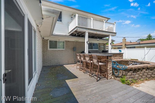 34126 Dryden Drive, Sterling Heights, MI 48312