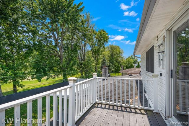 34126 Dryden Drive, Sterling Heights, MI 48312