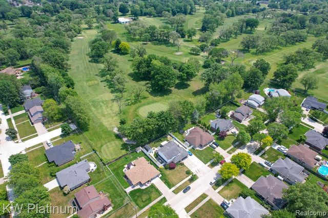 34126 Dryden Drive, Sterling Heights, MI 48312
