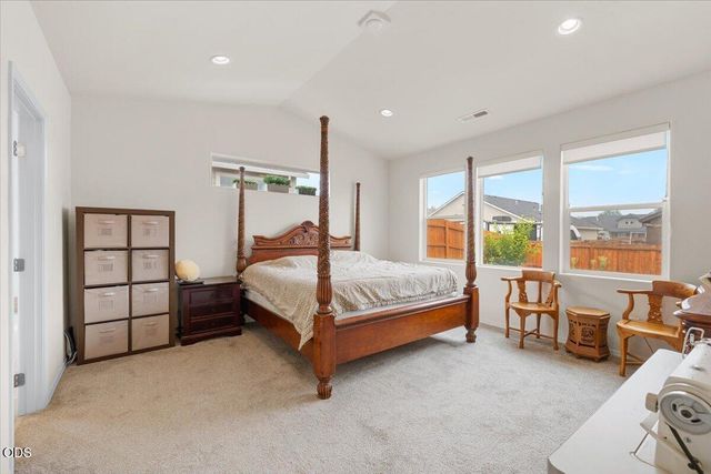 1633 Dragon Tail Place, Medford, OR 97504