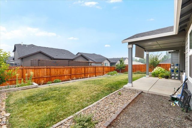 1633 Dragon Tail Place, Medford, OR 97504