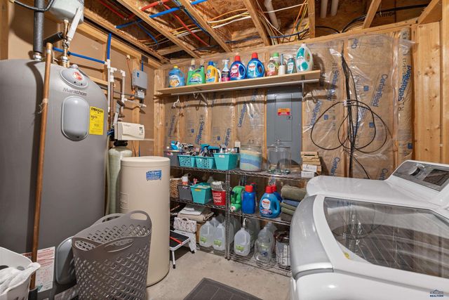 242 E BENGAL DR, Rapid City, SD 57701