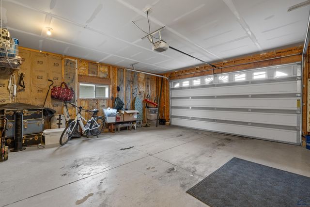 242 E BENGAL DR, Rapid City, SD 57701