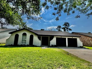 15218 Falcon Ridge Drive, Humble, TX 77396