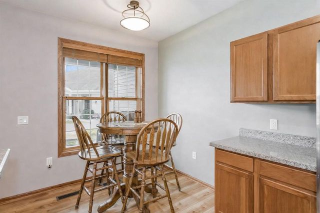 3331 N Stone Creek Circle, Madison, WI 53719