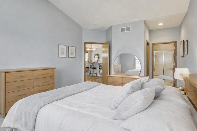 3331 N Stone Creek Circle, Madison, WI 53719