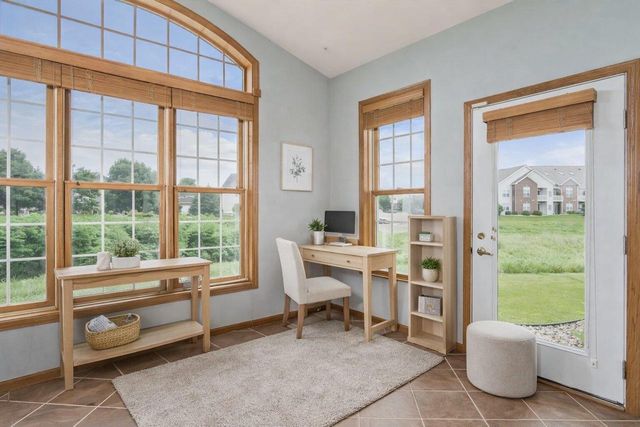 3331 N Stone Creek Circle, Madison, WI 53719