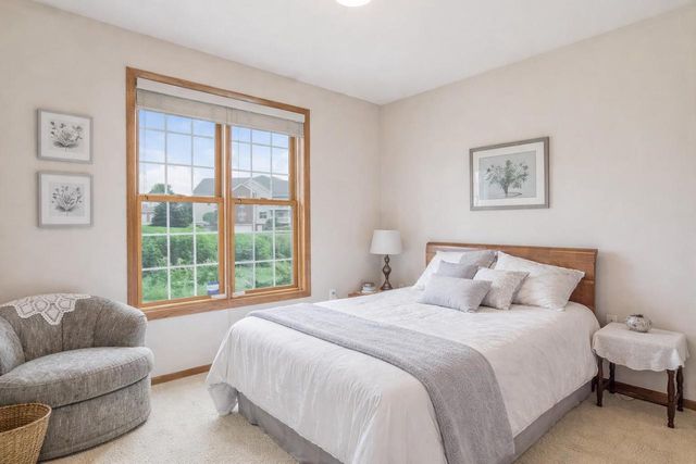 3331 N Stone Creek Circle, Madison, WI 53719