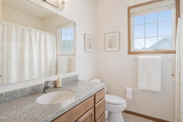 3331 N Stone Creek Circle, Madison, WI 53719