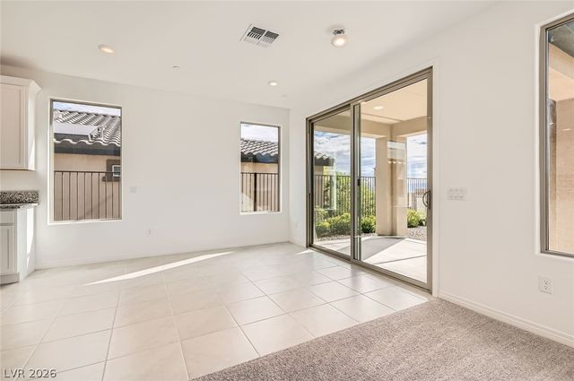 58 Sun Lily Lane, Henderson, NV 89011