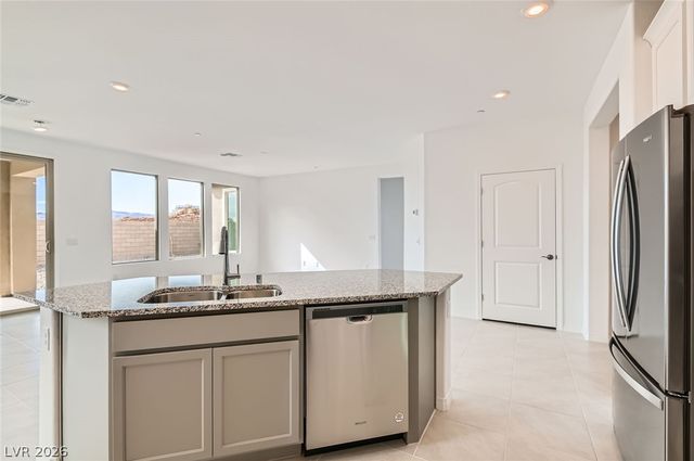 58 Sun Lily Lane, Henderson, NV 89011