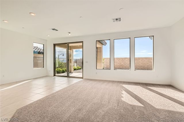 58 Sun Lily Lane, Henderson, NV 89011