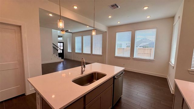 5206 Sage Hills Drive, Iowa Colony, TX 77578