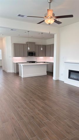 5206 Sage Hills Drive, Iowa Colony, TX 77578