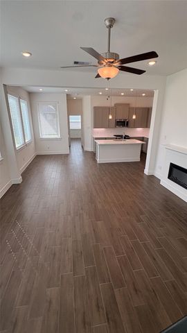 5206 Sage Hills Drive, Iowa Colony, TX 77578