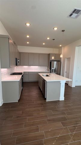 5206 Sage Hills Drive, Iowa Colony, TX 77578