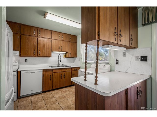 97 Esther Dr, Colorado Springs, CO 80911