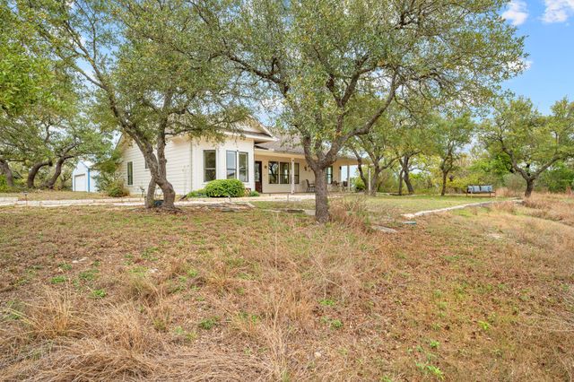 525 Hays Country Acres RD, Dripping Springs, TX 78620