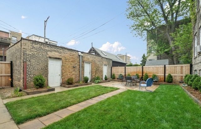 1314 W Argyle Street 3, Chicago, IL 60640