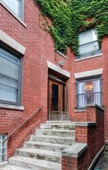 1314 W Argyle Street 3, Chicago, IL 60640