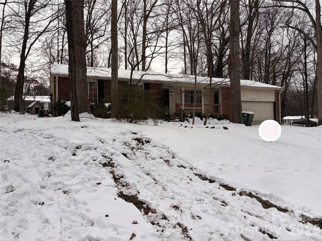 6417 Holly Knoll Drive, Charlotte, NC 28227