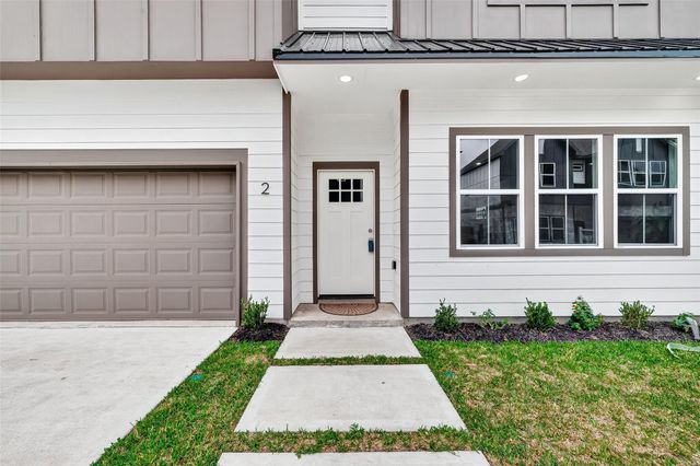 6702 Metro Blvd 2, Houston, TX 77083