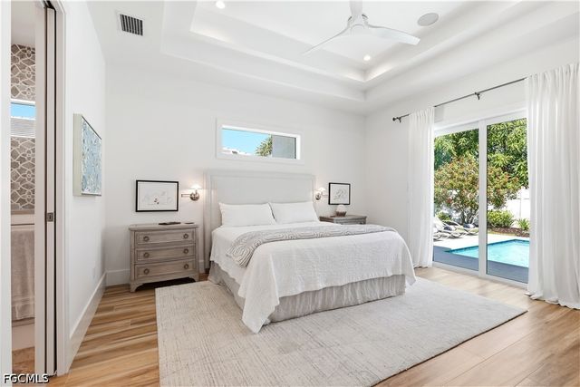 553 106th AVE N, Naples, FL 34108