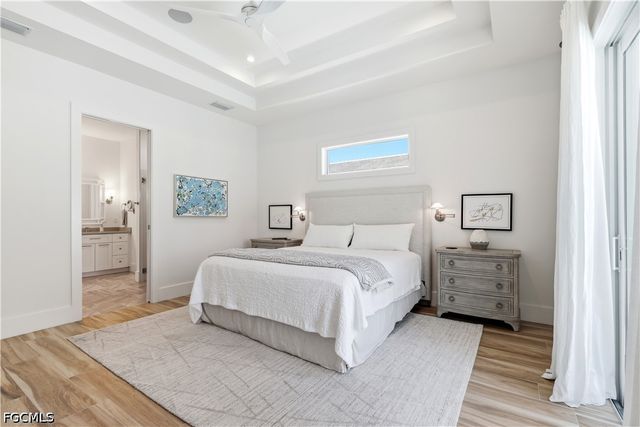 553 106th AVE N, Naples, FL 34108