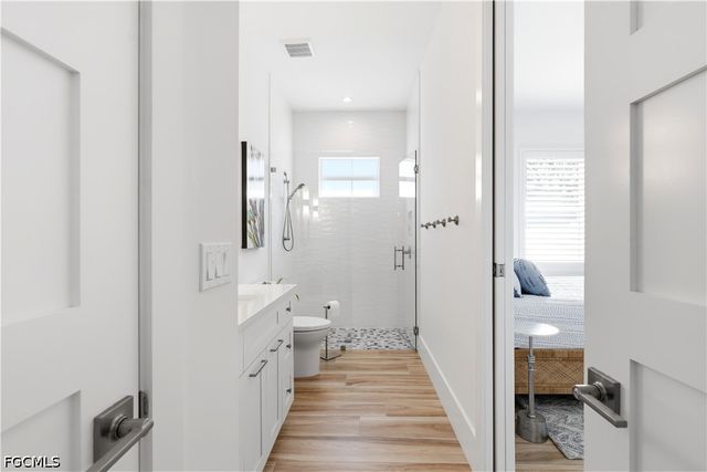 553 106th AVE N, Naples, FL 34108