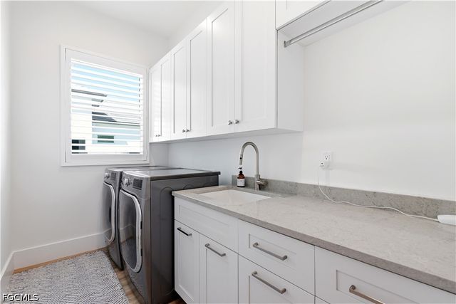 553 106th AVE N, Naples, FL 34108