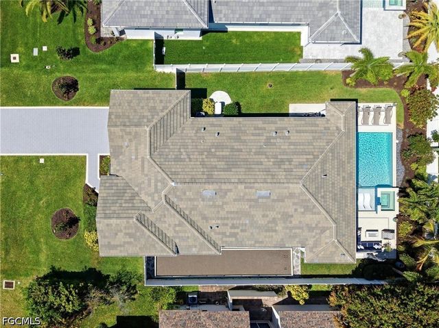 553 106th AVE N, Naples, FL 34108