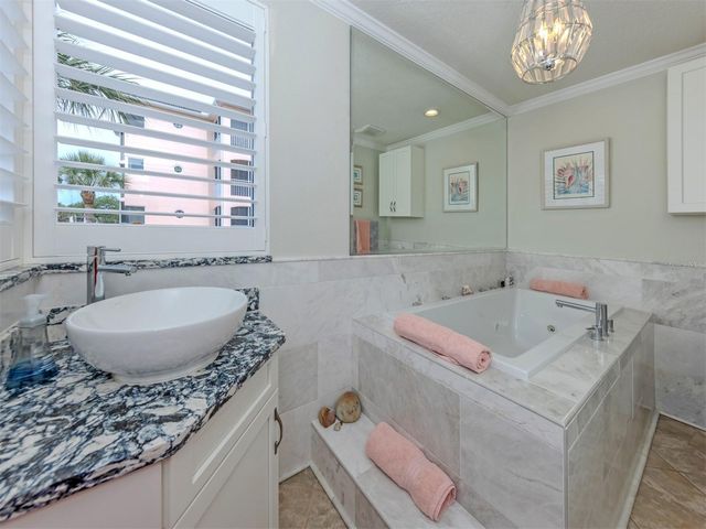 1505 GONDOLA PARK DRIVE 1505, Venice, FL 34292