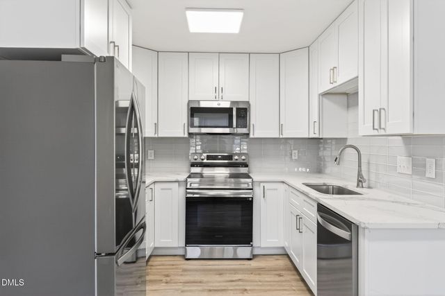 6906 Saxby Court, Raleigh, NC 27613