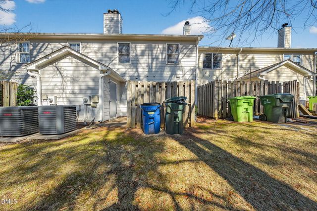 6906 Saxby Court, Raleigh, NC 27613