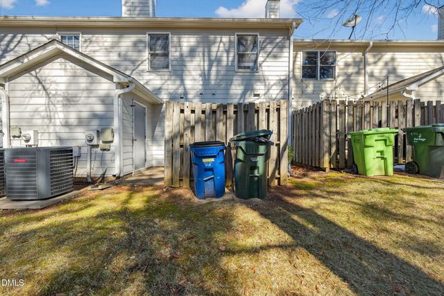 6906 Saxby Court, Raleigh, NC 27613