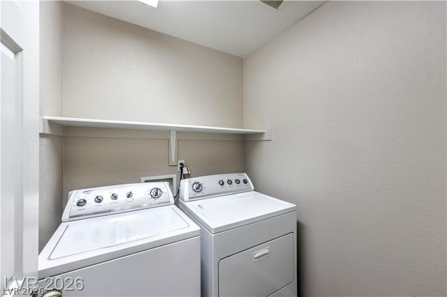 9188 Red Knoll Street, Las Vegas, NV 89113