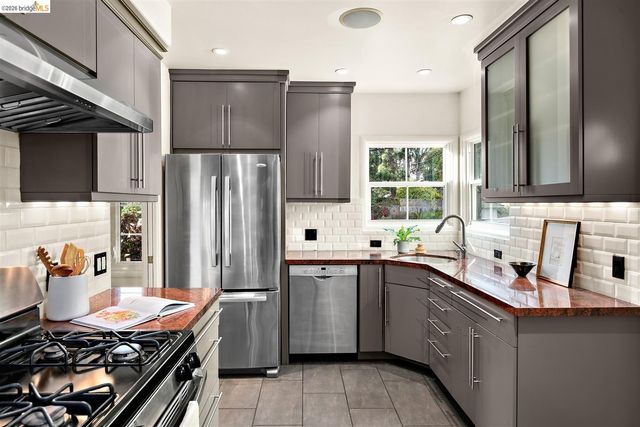 3842 Enos Ave, Oakland, CA 94619