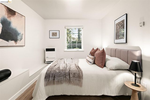 3842 Enos Ave, Oakland, CA 94619