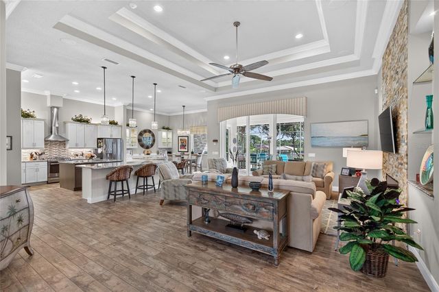 28 N WATERVIEW DRIVE, Palm Coast, FL 32137