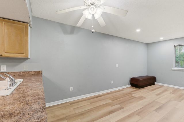 3555 Highway 544 Opas Apt 16D, Conway, SC 29526