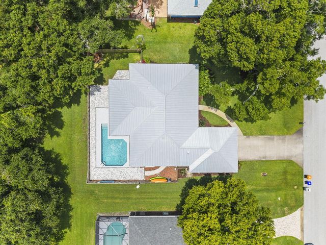 620 39th Court SW, Vero Beach, FL 32968