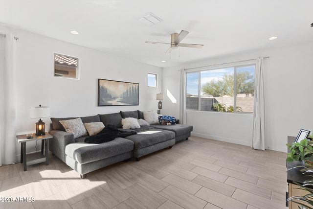 5844 N 194TH Lane, Litchfield Park, AZ 85340